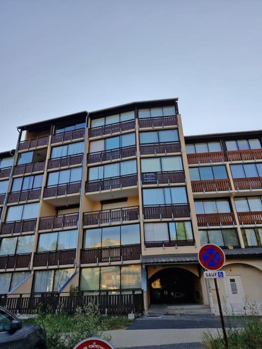 Appartement Au Pied Des Pistes La Joue du Loup Exterior foto